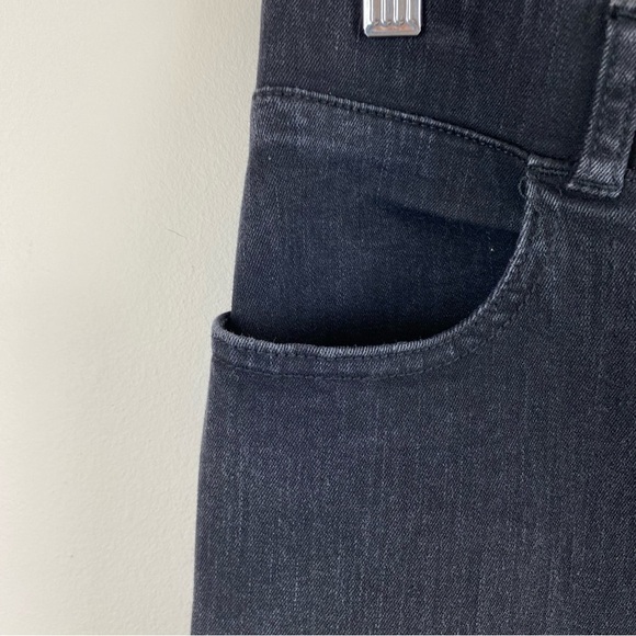 Betabrand Signature Mid-Rise Denim Pull-On Skinny Jean Black Rinse - Picture 4 of 6